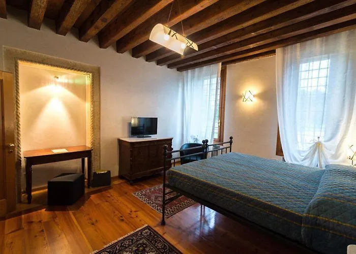 Curti Bed & Breakfast 4*