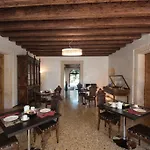 Curti 住宿加早餐酒店 4*