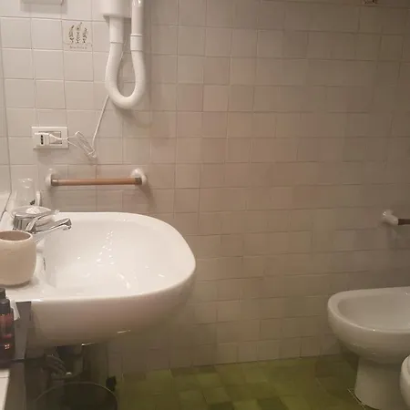 Curti Nocleg ze śniadaniem